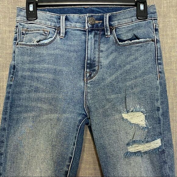 BDG Crop Twig High Rise Jeans W26 Distressed - Picture 7 of 8